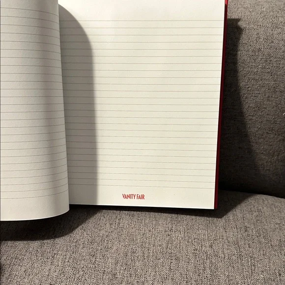 Vanity Fair Red Notes Book - Picture 4 of 9
